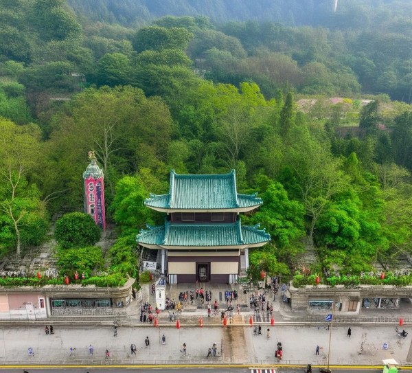 五原灯笼红香瓜，DB15/T 1679-2019标准下的种植特色解析,五原灯笼红香瓜，DB15/T 1679-2019标准下的种植特色解析,2,现代化,农业现代化,第1张